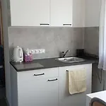 Taali Hoovimaja *